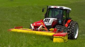 Traktory z napędem 4WD Steyr 4065 Kompakt Basis