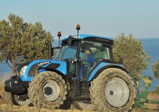 Traktory z napędem 4WD Landini 6-120C