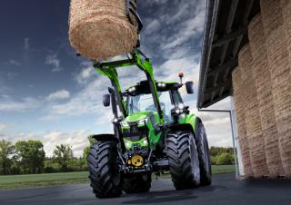 Traktory z napędem 4WD DEUTZ-FAHR 6165 Agrotron