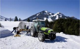 Traktory z napędem 4WD DEUTZ-FAHR Agroplus 320 GS DT