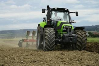Traktory z napędem 4WD DEUTZ-FAHR Agrotron M 625 DCR