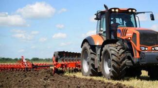 Traktory z napędem 4WD Terrion ATM 7360