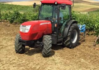 Traktory z napędem 4WD McCormick F90GE