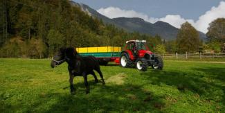 Traktory z napędem 4WD Lindner Geotrac 94
