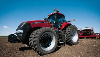 Traktory z napędem 4WD Case IH Magnum 250 Profi 2