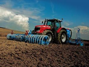 Traktory z napędem 4WD Massey Ferguson MF 8650 Dyna-VT