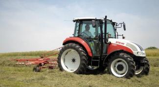 Traktory z napędem 4WD Steyr 6115 Profi Profi