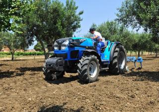 Traktory z napędem 4WD Landini Rex DT 4-100V