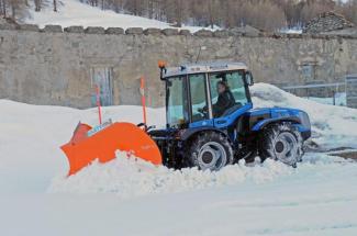 Traktory z napędem 4WD BCS Volcan 750 RS