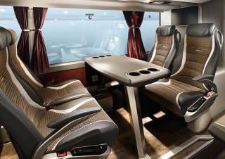 Autobusy Autokary turystyczne Setra S 531 DT