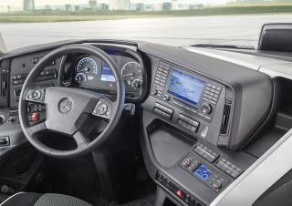 Autobusy Autokary turystyczne Mercedes-Benz Tourismo L