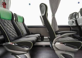 Autobusy Autokary turystyczne Mercedes-Benz Tourismo L