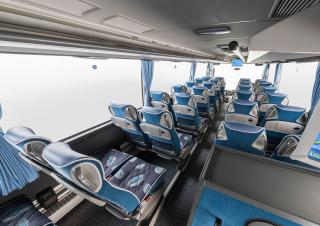 Autobusy Autokary turystyczne Mercedes-Benz Tourismo L