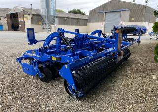 Brona talerzowo-zębowa New Holland SDM 400 