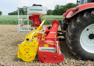Brony wibracyjne Pöttinger Lion 303