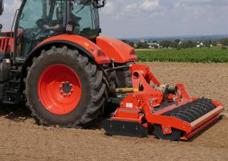 Brony wibracyjne Kubota PH3301