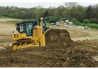 Buldożery Caterpillar D7E
