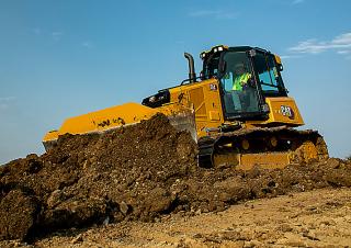 Buldożery Caterpillar D4 XL