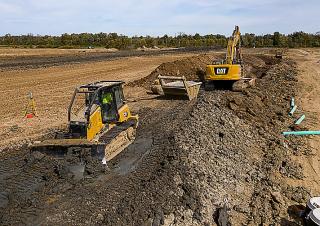 Buldożery Caterpillar D4 XL