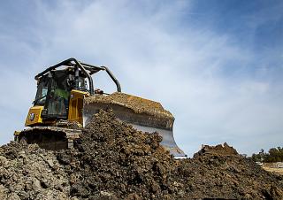 Buldożery Caterpillar D4 XL