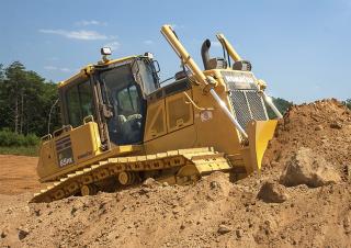 Buldożery Komatsu D65EX-18E0