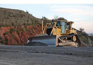 Buldożery Caterpillar D6T