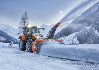 Pojazdy Ciągniki kompaktowe Steyr 4135 Profi Basis