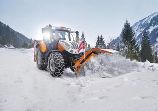 Pojazdy Ciągniki kompaktowe Steyr 4135 Profi Classic Basis