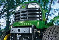Pojazdy Ciągniki kompaktowe John Deere X 740