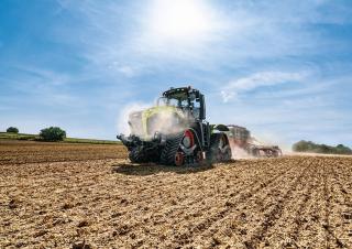 Ciągniki na gąsienicach gumowych Claas Xerion 4500 Trac TS