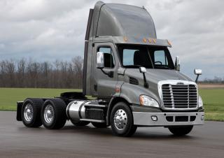 Samochody ciężarowe Ciągniki siodłowe Freightliner Cascadia 113 48 XT Cummins X15