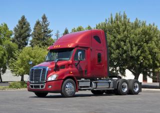 Samochody ciężarowe Ciągniki siodłowe Freightliner Cascadia 113 Day Cab Cummins X15