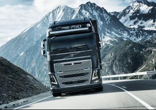 Samochody ciężarowe Ciągniki siodłowe Volvo Trucks FH16.550 8x4 Tractor Pusher Axle Tridem