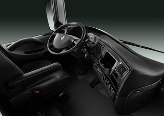 Samochody ciężarowe Ciągniki siodłowe Renault MAGNUM 520.19 4X2 T E5 - ROUTE 66