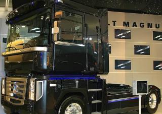 Samochody ciężarowe Ciągniki siodłowe Renault MAGNUM AE 390.19T