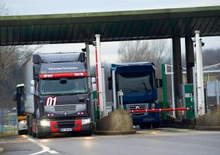 Samochody ciężarowe Ciągniki siodłowe Renault PREMIUM ROUTE 330 2.2M 4x2