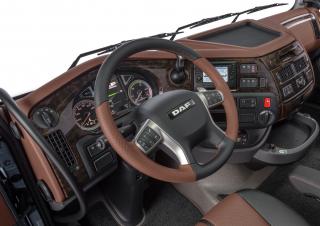 Samochody ciężarowe Ciągniki siodłowe DAF XF 450 FTP SSC