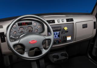 Samochody ciężarowe Ciągniki siodłowe ze sztywnym podwoziem Peterbilt 348 PACCAR PX-7