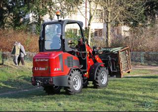 Elektryczne ładowarki kołowe Schäffer 23e