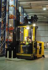 Wózki widłowe boczne Elektryczne wózki widłowe boczne Yale MTC13 LWB