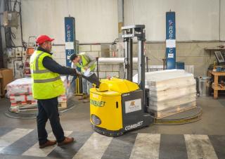 Wózki podnośnikowe Wózki paletowe elektryczne Combi-Lift Combi CS 850