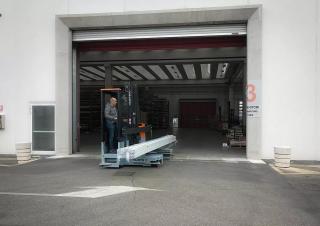 Wózki widłowe boczne Elektryczne wózki widłowe boczne Hubtex MSU 20 EL1