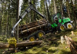 Maszyny leśne Forwardery John Deere 1210 G