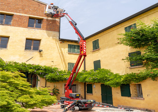 Podnośniki koszowe przegubowe Gąsienicowe, przegubowe podnośniki koszowe Hinowa Lightlift 14.70 IIIS