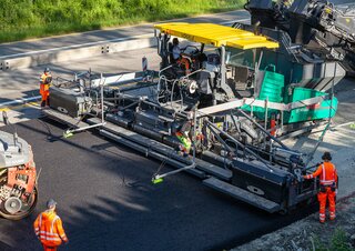 Gąsienicowe rozściełacze asfaltu Vögele Super 3000-3i