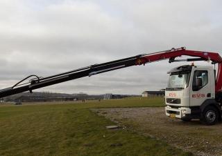 Hydrauliczne żurawie do załadunku HMF 1220 T 4