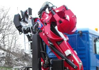 Hydrauliczne żurawie do załadunku HMF 1444-Z2