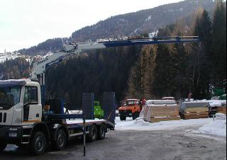 Hydrauliczne żurawie do załadunku Cormach 18000 E4 A.S.C