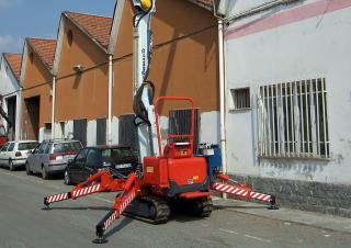 Hydrauliczne żurawie do załadunku Cormach 8700 E2
