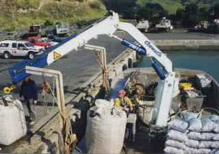 Hydrauliczne żurawie do załadunku Cormach 8700 E2